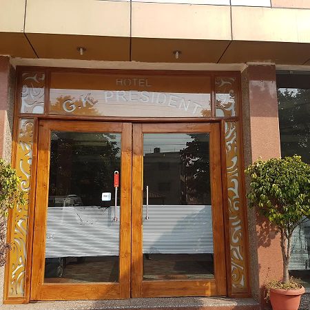 Hotel G.K President Chandigarh Exterior photo
